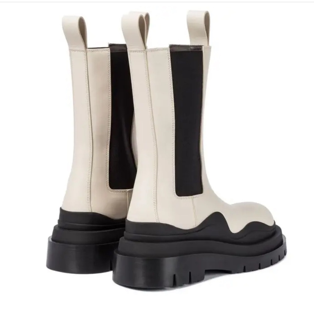 Bottega Veneta Tire Chelsea Boot in Sea Salt NWT  $1450 EU 38 - Picture 4 of 16